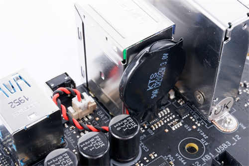 ASRock Z490 PHANTOM GAMING-ITX/TB3/ITX小板搭载TB3、小巧精悍的设计(37)
