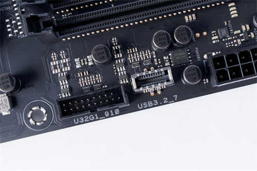 ASUS ProArt Z490-CREATOR 10G/专为内容创作者而生、完整TB3/USB-C影像输出方案(9)