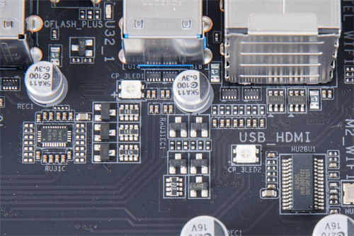 GIGABYTE B550 AORUS PRO AC开箱测试/Fins-Array散热鳍片搭载、平价规格齐全(19)
