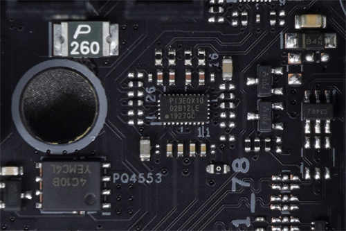 ROG MAXIMUS XII FORMULA主机板/上水实测，双 M.2插槽下置更方便(46)
