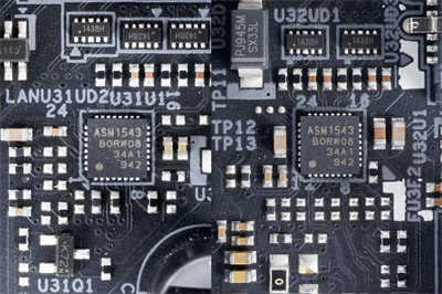 华擎ASRock Z490 Steel Legend/银白数位迷彩风格、钢铁传奇般的可靠性(35)