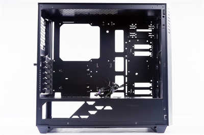 InWin 216简约风中塔式机壳开箱/简约铝质髮丝纹铭板、可容纳最大E-ATX主机板(18)