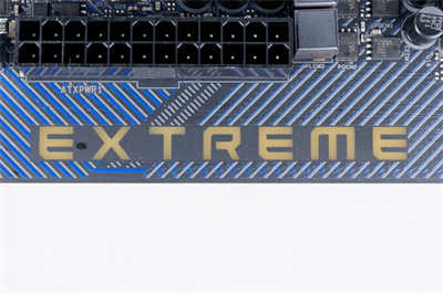 华擎ASRock Z490 Extreme4/平价定位、PCI-E 4.0Ready、2.5Gbe LAN搭载(14)