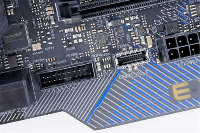 华擎ASRock Z490 Extreme4/平价定位、PCI-E 4.0Ready、2.5Gbe LAN搭载(11)