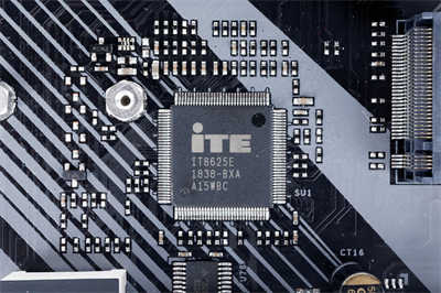 映泰 Biostar RACING Z490GTA EVO 开箱 / 14+2 相供电、PCI-E 4.0 Ready、(25)