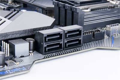 华擎ASRock Z490 Extreme4/平价定位、PCI-E 4.0Ready、2.5Gbe LAN搭载(7)
