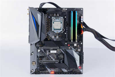 映泰 Biostar RACING Z490GTA EVO 开箱 / 14+2 相供电、PCI-E 4.0 Ready、