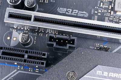 华擎ASRock Z490 Extreme4/平价定位、PCI-E 4.0Ready、2.5Gbe LAN搭载(10)