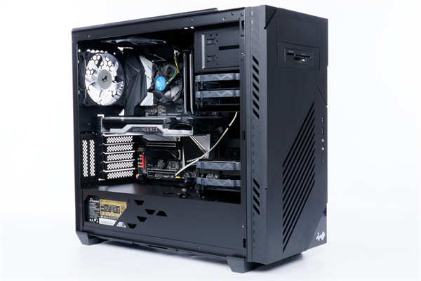 InWin C200创作者专用机壳/足够的 3.5吋硬碟槽与前置U3 Gen2 Type-C,为创作者而生(38)