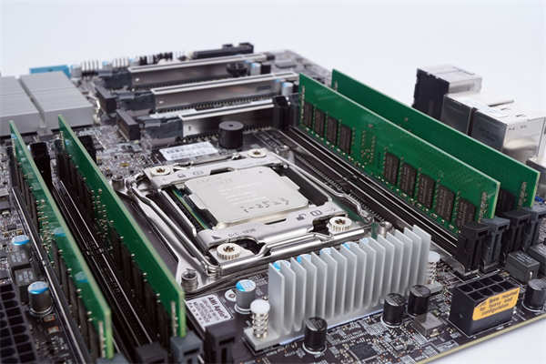 SuperMicro X11SRA-F 主机板开箱测试 / C422 晶片组、商用定位、Cascade Lake-W 支