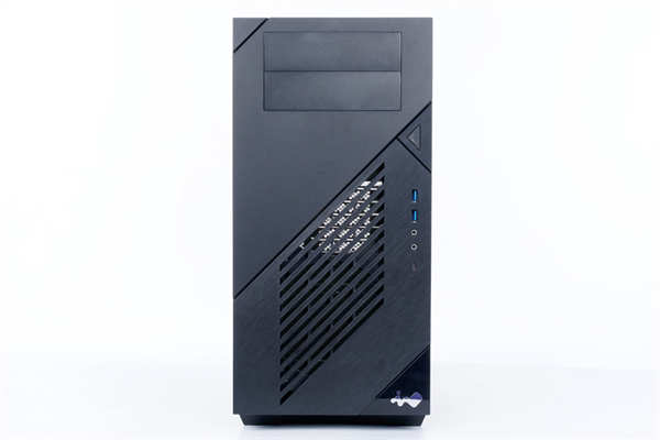 InWin C200创作者专用机壳/足够的 3.5吋硬碟槽与前置U3 Gen2 Type-C,为创作者而生(6)