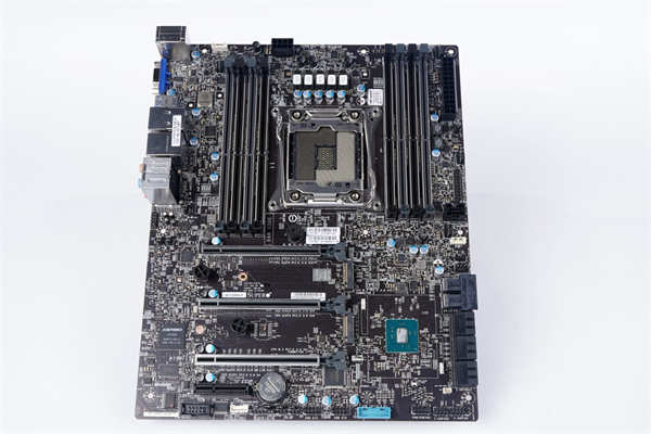 SuperMicro X11SRA-F 主机板开箱测试 / C422 晶片组、商用定位、Cascade Lake-W 支(12)