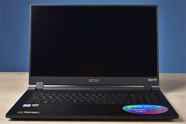 GIGABYTE AERO 17 HDR创作笔电测试报告/4K Pantone校色Studio效能优化(9)