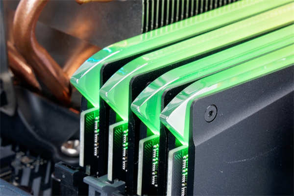Antec KATANA武士刀DDR4 3200 8Gx2/搭载J-Die的优质超频效能、ARGB 刃の光影强势来袭(29)