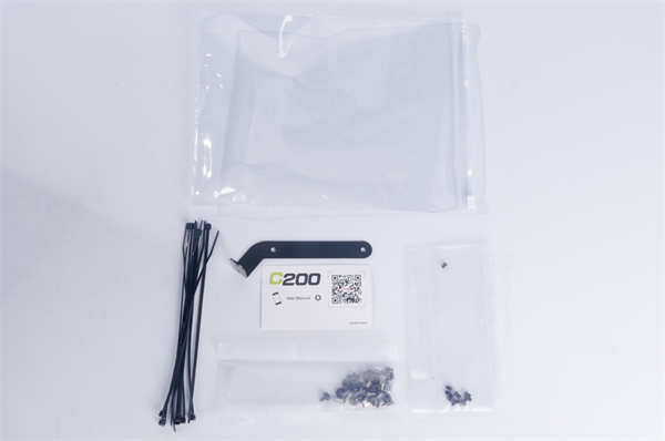 InWin C200创作者专用机壳/足够的 3.5吋硬碟槽与前置U3 Gen2 Type-C,为创作者而生(3)