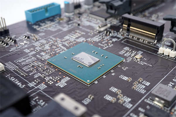 SuperMicro X11SRA-F 主机板开箱测试 / C422 晶片组、商用定位、Cascade Lake-W 支(18)