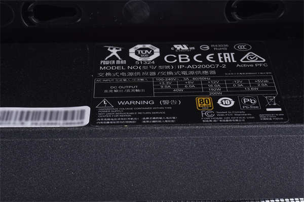 InWin B1 ITX迷你机壳开箱试组/圆润外型吸睛、无独显内部设计(7)