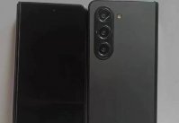 三星 Galaxy Z Fold5 可折叠手机机模照片曝光