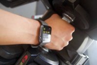 更准确追踪力量训练，苹果为 Apple Watch 研究应变传感器